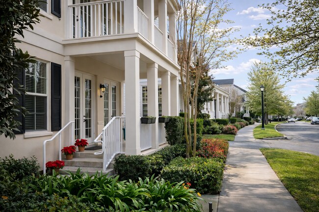 Building Photo - Gorgeous  3/2 Condo with Garage  for Rent in Exclusive Baldwin Park.