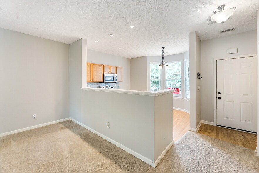 Building Photo - 46 Timber Ridge Dr