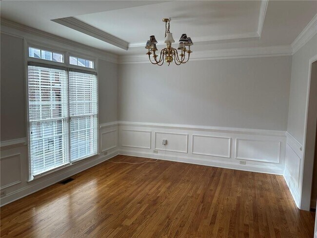 Building Photo - 1296 Dunwoody Cove