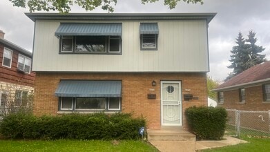 Building Photo - 4052 N 85th St