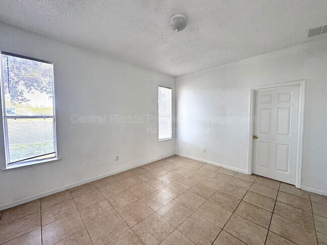 Building Photo - 14460 Huntcliff Park Way