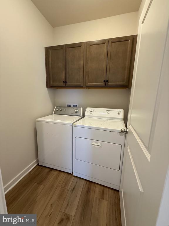 Building Photo - 128 Kinross Ln