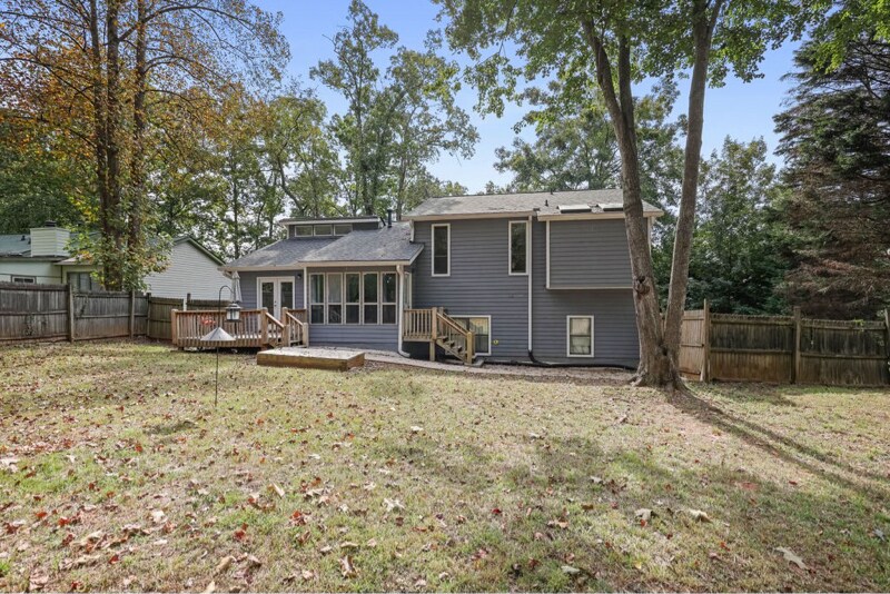 Building Photo - 6841 Woodcreek Ln