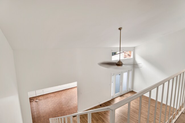 Building Photo - 4707 Huron Dr
