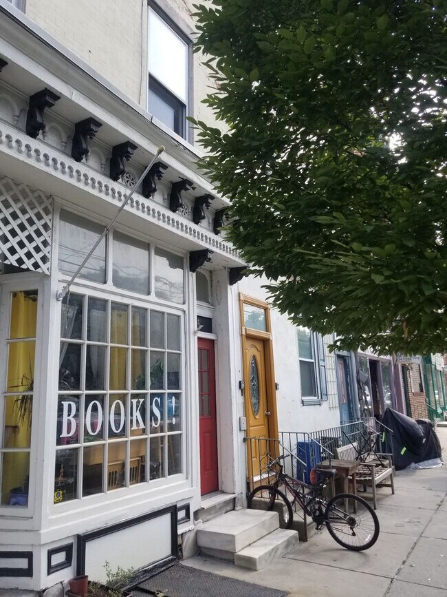 Building Photo - Beautiful 1 bedroom in great location in fishtown