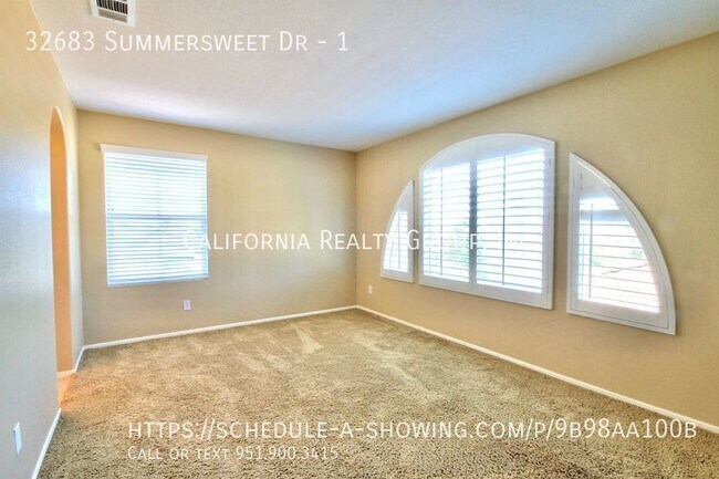 Building Photo - 32683 Summersweet Dr