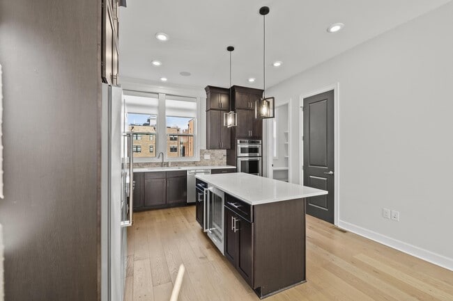 Building Photo - 297 Auden Ave