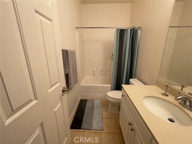 Building Photo - 29150 Edgewood Dr