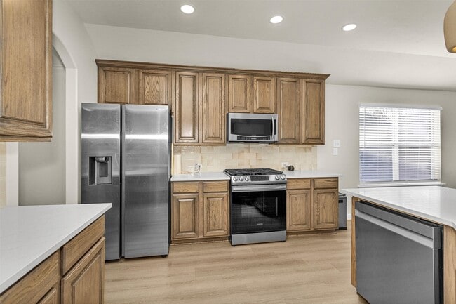 Building Photo - 30315 Legacy Pines Dr