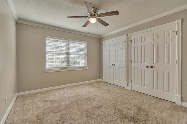 Building Photo - 6203 Craigway Rd