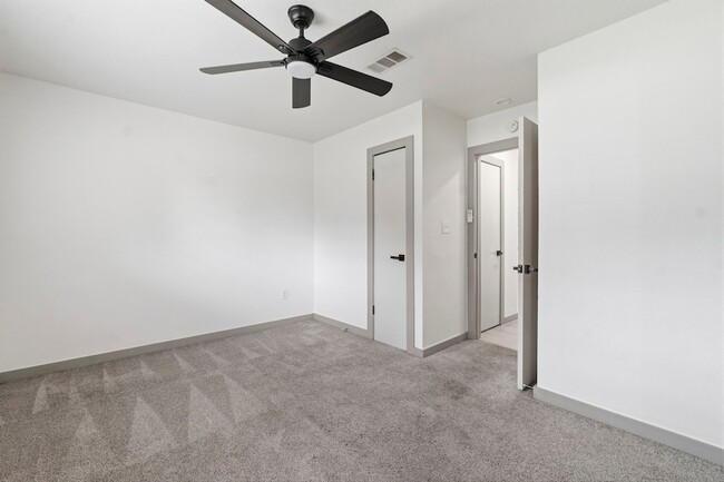 Building Photo - 14850 Coaltown Rd