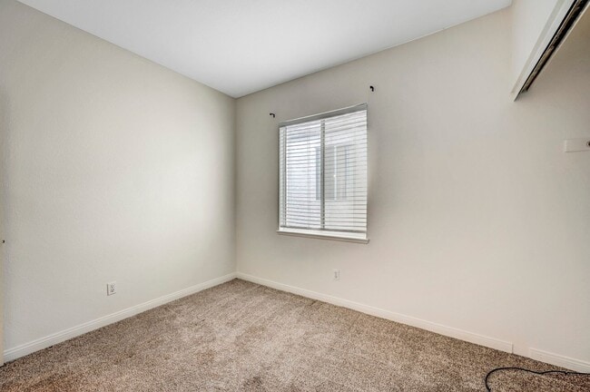 Building Photo - Beautiful Summerlin Hills Two Story 4 Bedr...