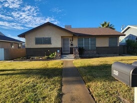 Building Photo - 2119 Wingland Dr