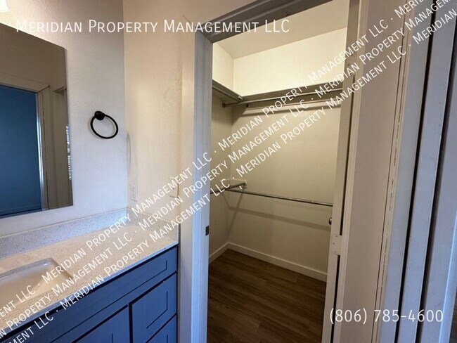 Building Photo - 5508 Itasca-A