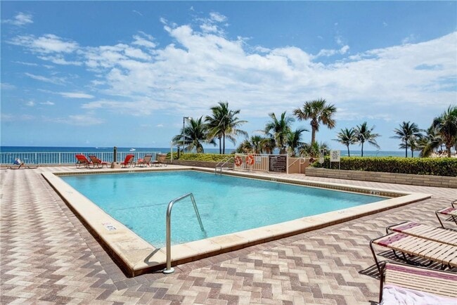 Building Photo - 4100 Galt Ocean Dr