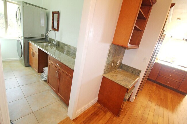 Building Photo - Kula - Furnished 3Bed/2Bath standalone home with Spectacular views