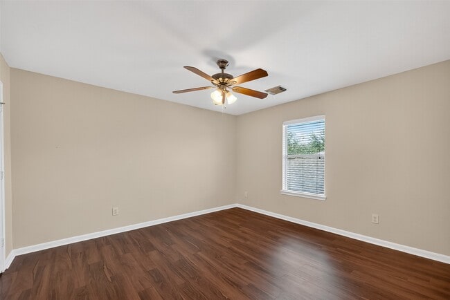 Building Photo - 2711 Shallow Falls Ct