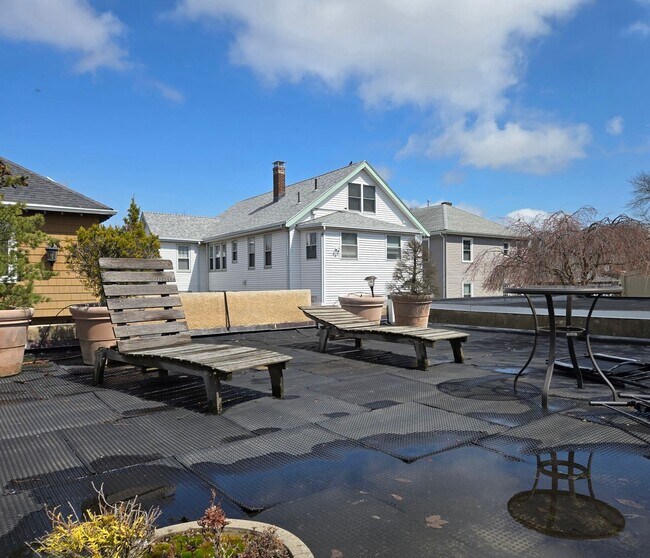 Building Photo - Comfortable 3-Bedroom Living with Outdoor Retreat in Brighton