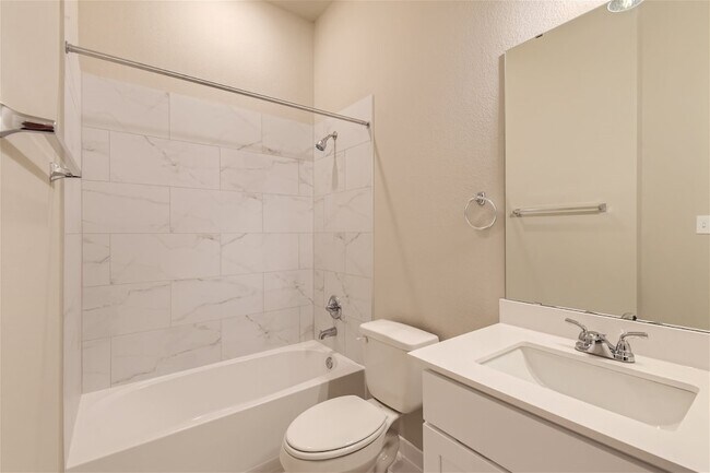 Building Photo - 4702 Deadwood Dr