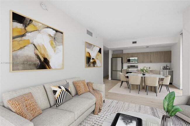 Building Photo - 1601 SW 32nd Ave