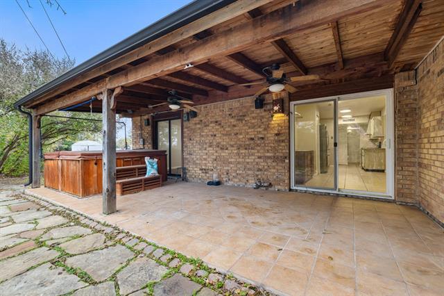 Building Photo - 5588 Squires Dr