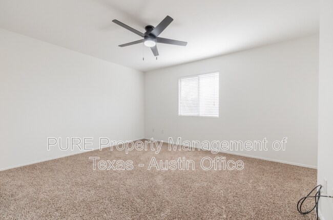 Building Photo - 306 Quail Hollow Dr