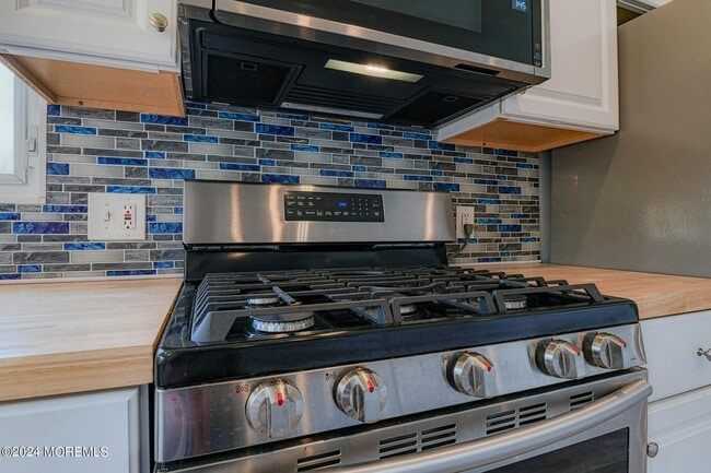 Building Photo - 35 Auburn St