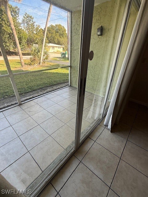 Building Photo - 4900 Biscayne Dr