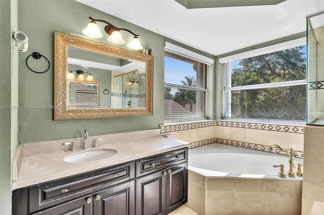 Building Photo - 16408 Sapphire Pl
