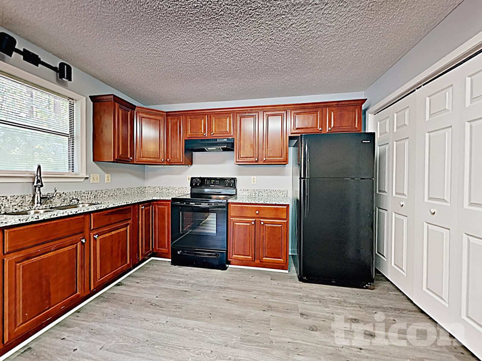 Building Photo - 4580 Woodcroft Cove