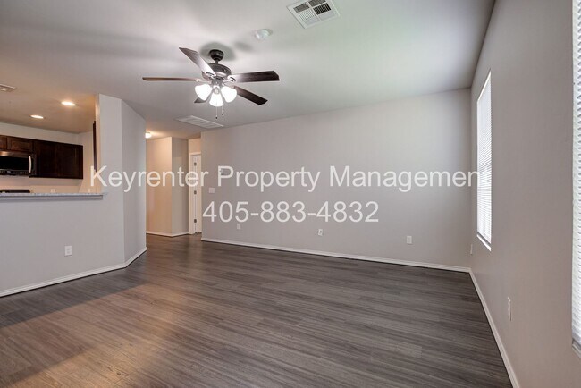 Building Photo - 3516 SE 94th St
