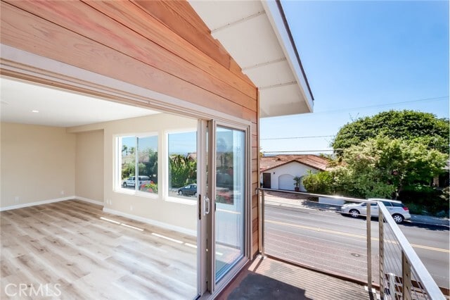 Building Photo - 804 Avenida Presidio