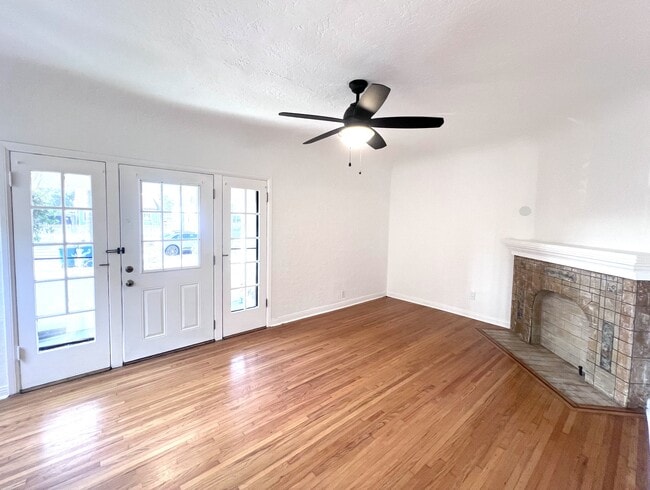 Building Photo - 4626 6th Ave