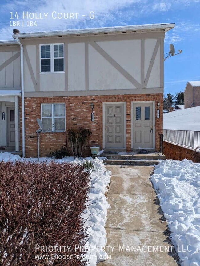 Building Photo - 14 Holly Ct