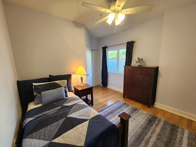 3rd Bedroom - 1861 Coral Heights Blvd
