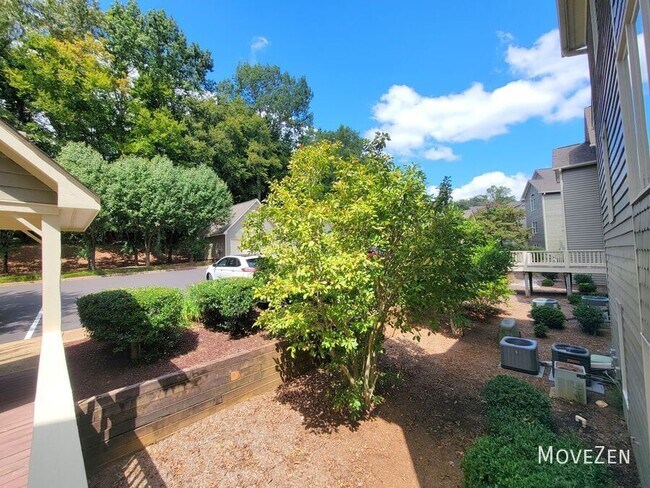 Building Photo - 313 Glen Echo Ln