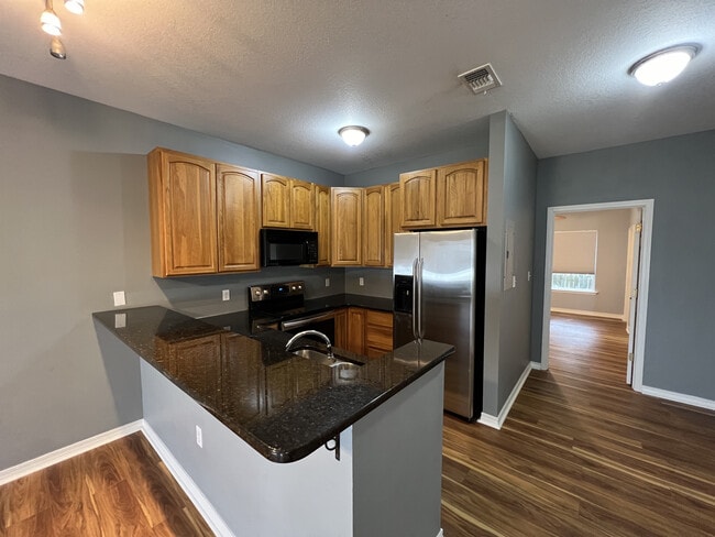 Building Photo - 641 Gap Creek Dr