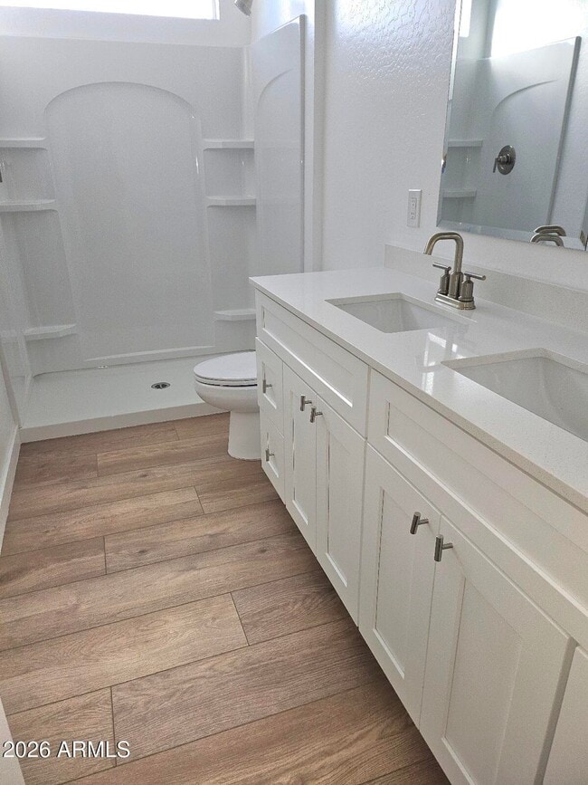 Building Photo - 1401 S 11th Ave