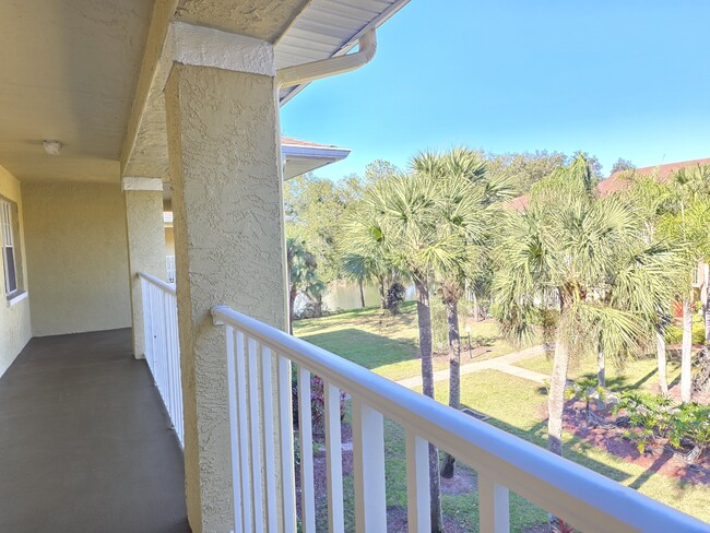 Building Photo - 2690 Coral Landings Blvd