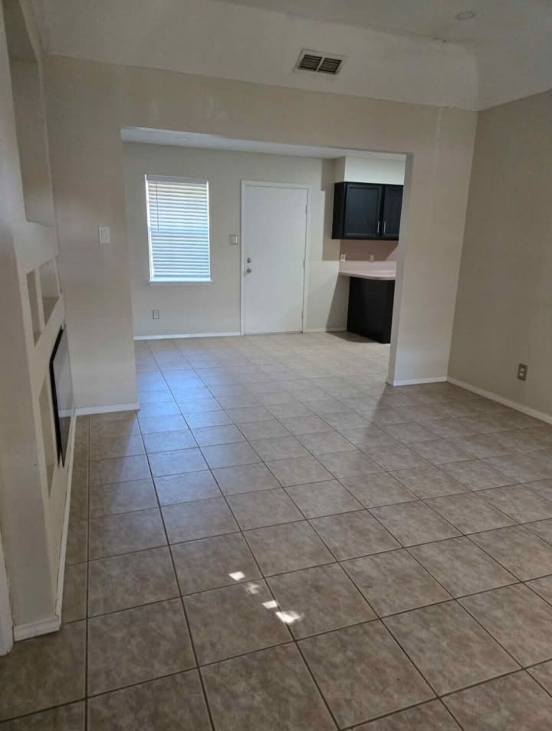 Building Photo - 404 N 29th Ave