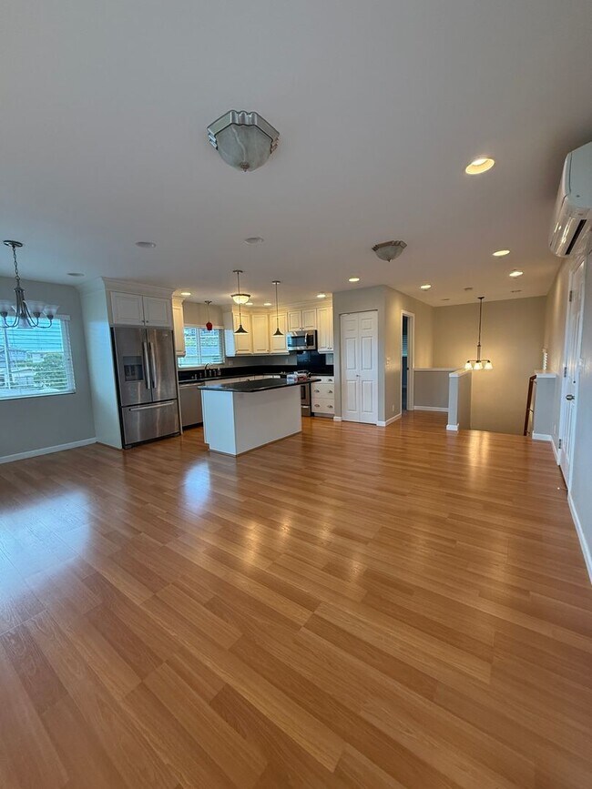 Building Photo - Beautiful Kaneohe home for rent 3/2/1