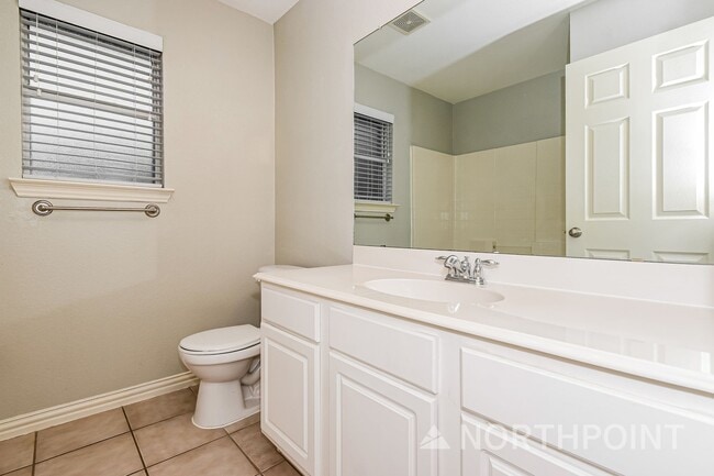 Building Photo - 3 BR/3BA | Newly Renovated Single Family Home | Fenced backyard | In Royse City!