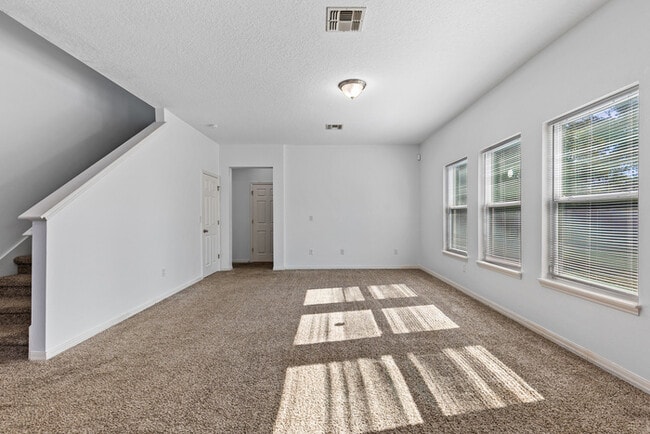 Building Photo - 4 Bedroom Home in Lake Nona with Fenced Yard