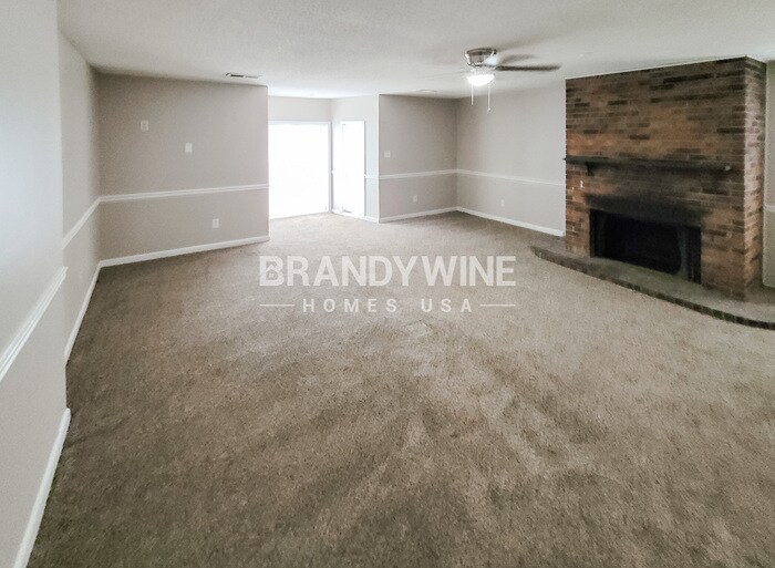 Building Photo - 3895 Houghton Cove