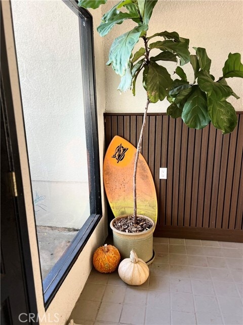 Primary Photo - 6679 Linda Vista Rd