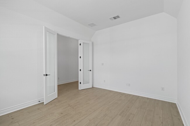 Primary Photo - 25330 Balvaird Dr