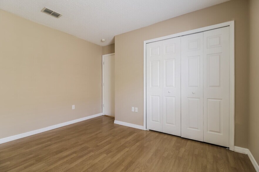 Building Photo - 6845 Ebans Bend