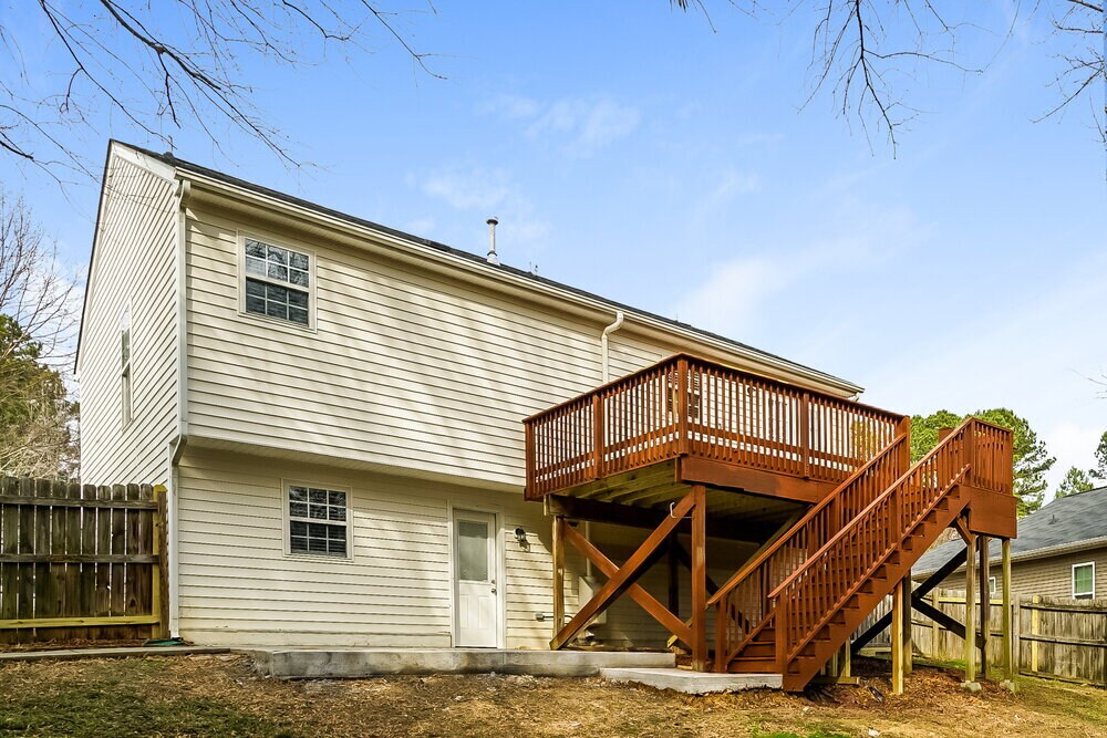 Building Photo - 5848 Brambleton Ave
