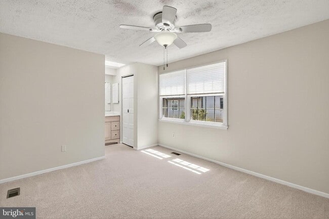 Building Photo - 337 Gundry Dr
