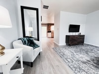 Building Photo - 5112 Dublin Dr